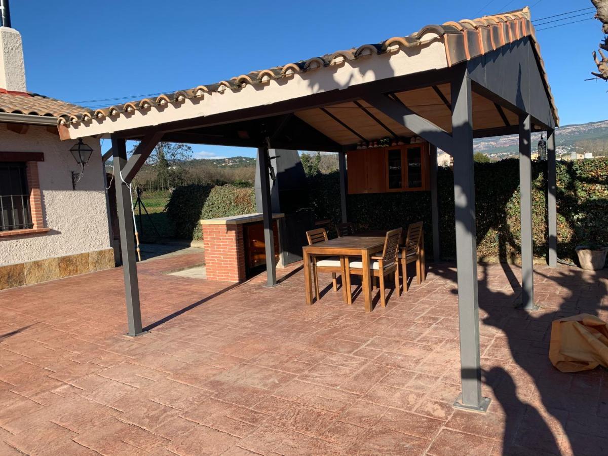 Moli Den Burch Villa Santa Eulalia de Ronsaná Exteriör bild