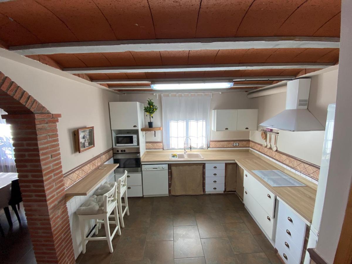 Moli Den Burch Villa Santa Eulalia de Ronsaná Exteriör bild