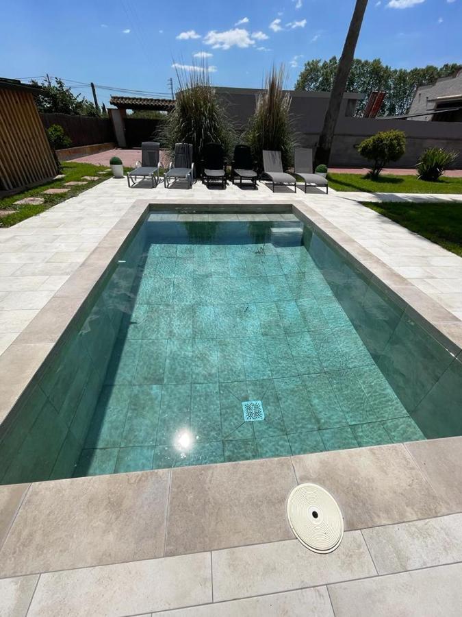 Moli Den Burch Villa Santa Eulalia de Ronsaná Exteriör bild