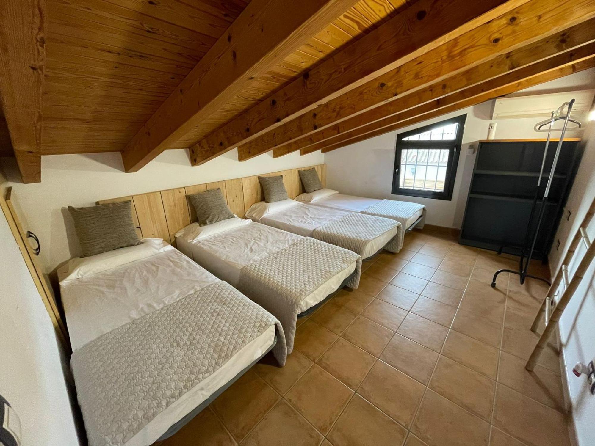 Moli Den Burch Villa Santa Eulalia de Ronsaná Exteriör bild